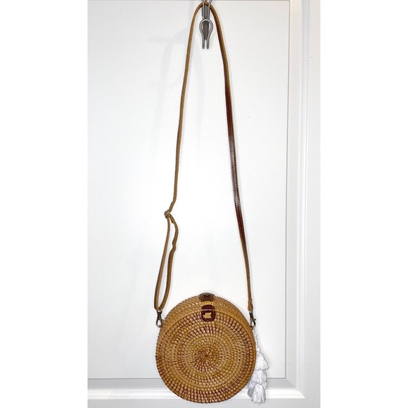 Wicker Rattan crossbody purse - Picture 3 of 4